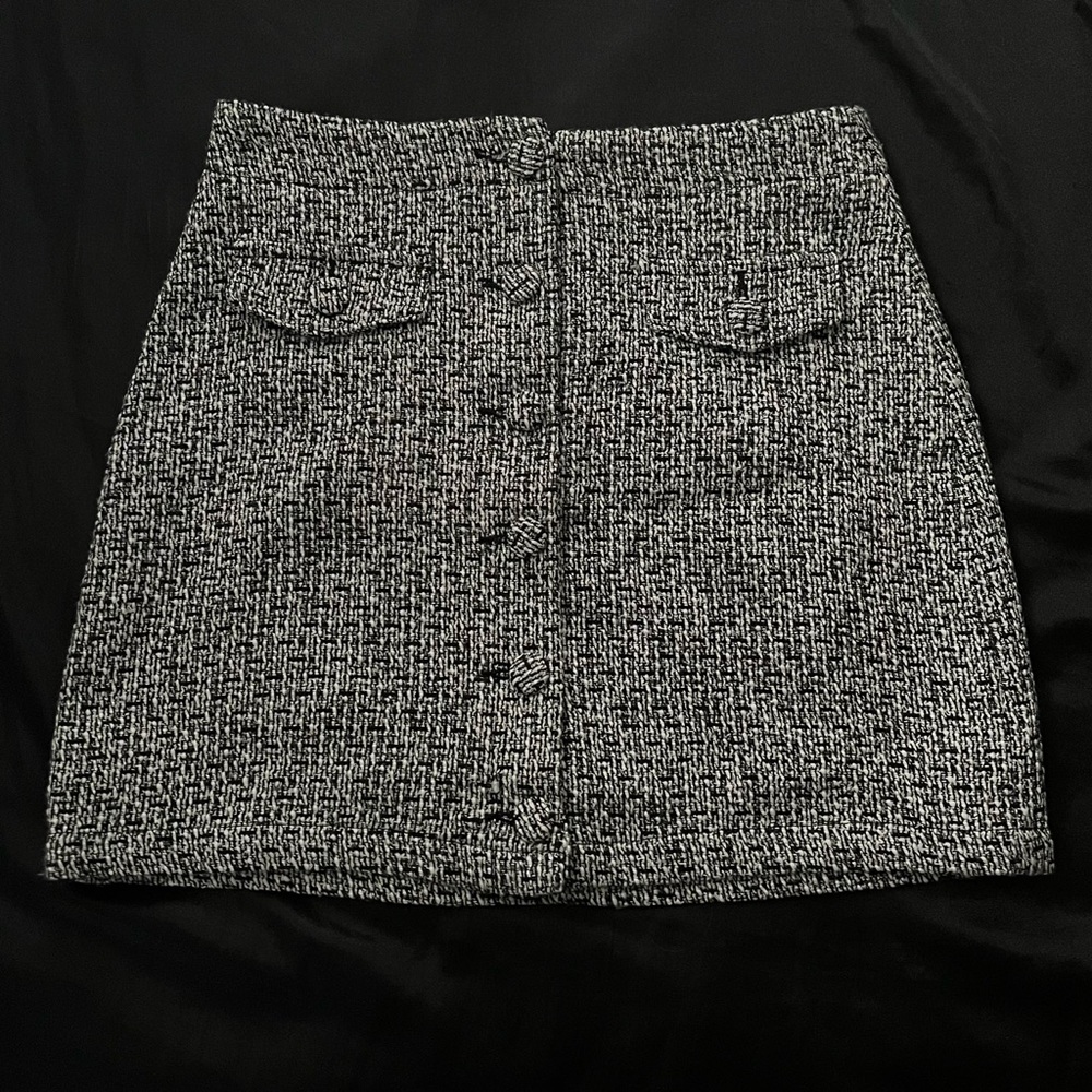 Wild Honey black and white knit skirt